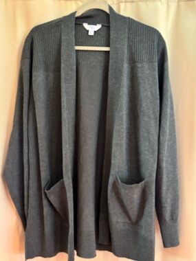 Time and Tru Open-Front Gray Cardigan with Pockets